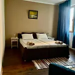 Guest house Paunovi 2*