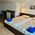 Guest house Paunovi Primorsko