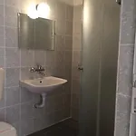 Paunovi Guest house 2*