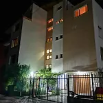 Paunovi Guest house 2*