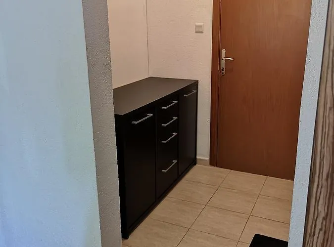 Paunovi Affittacamere 2*